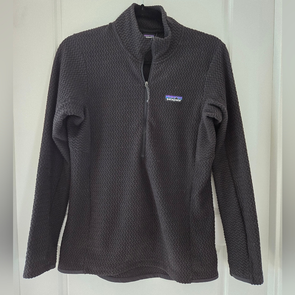 Patagonia women's R1 air half zip small